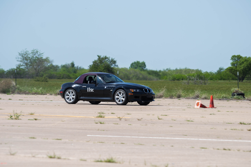 Illustration for article titled Huge Juicy Autocross Photodump